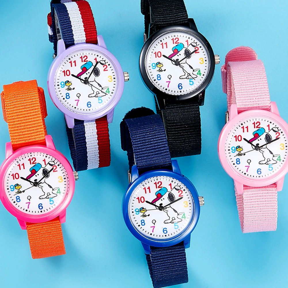 Snoopy Fashion Children's Watch Quartz Movement Toy Watch Male Student Sports Watch Boys and Girls Fashion Gift Watch