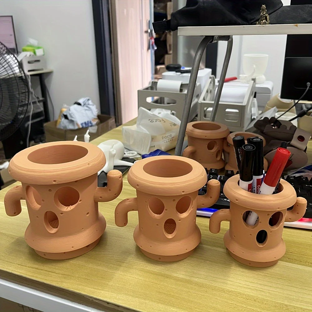 Cute Succulent Planter, Desk Décor, Gyroid Gift, Air Plant Pot, Cute Planter Pot Desk pen holder