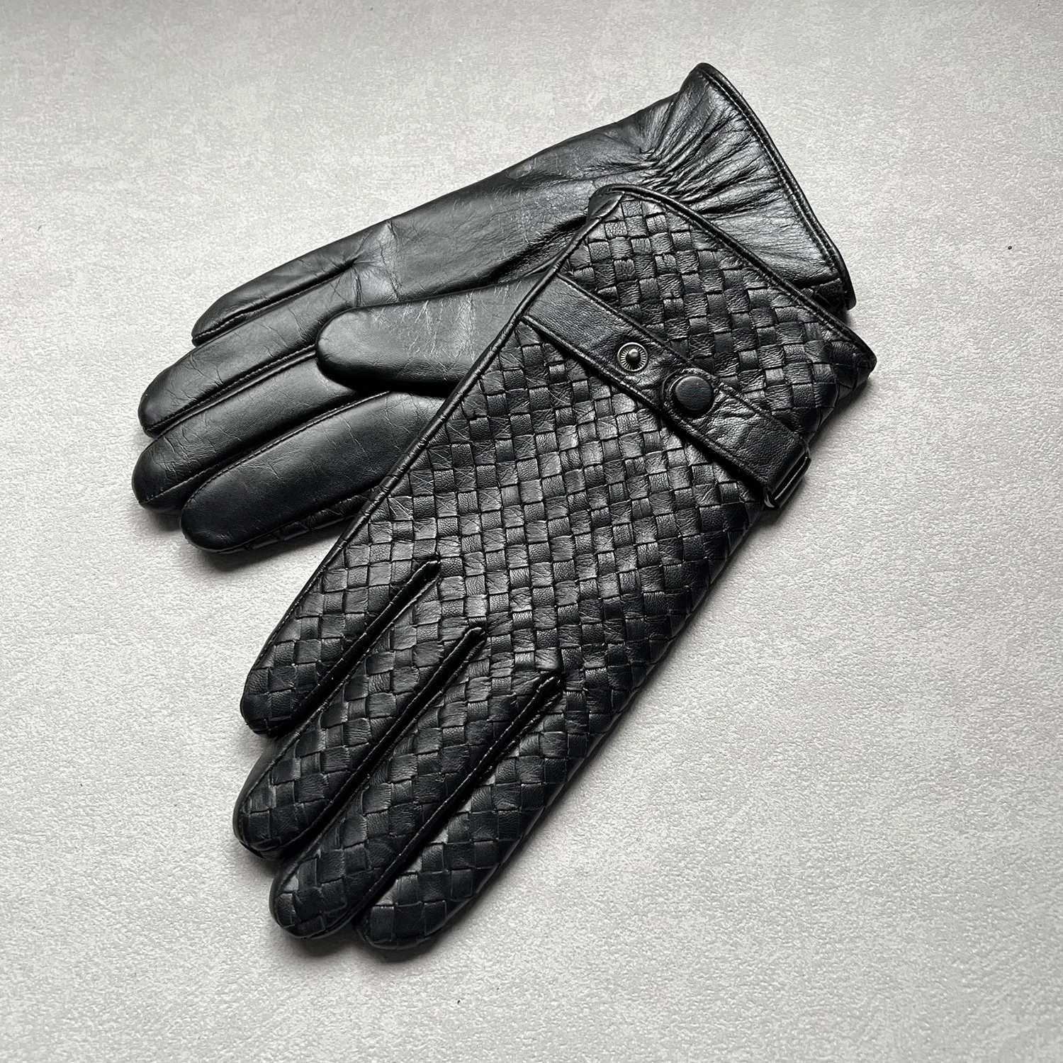men's-genuine-leather-gloves-classic-woven-design-100-real-leather-autumn-winter-warmth-lambskin-goatskin-driving-shot