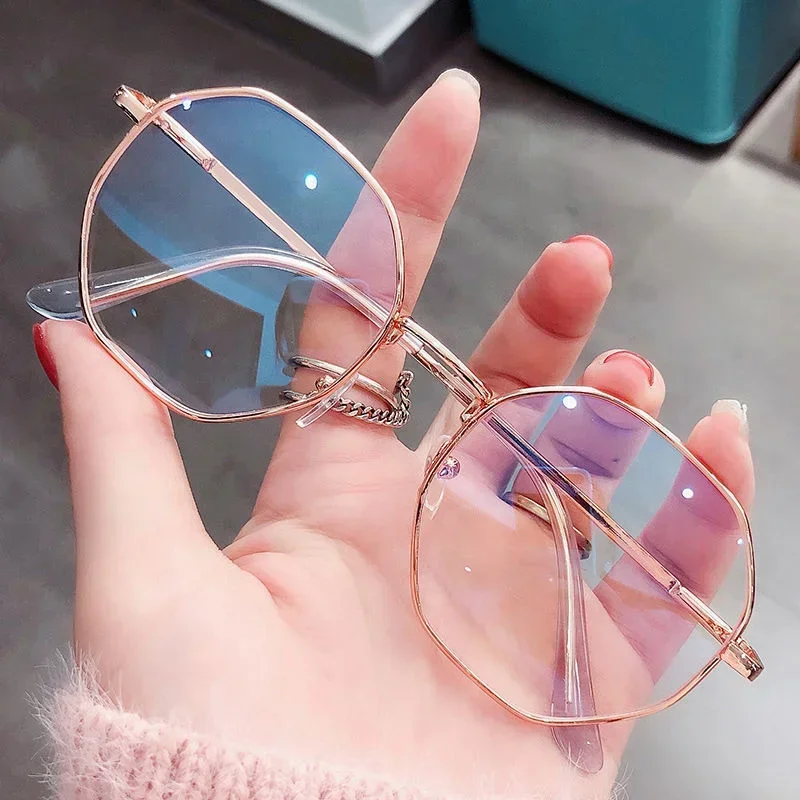 Korean Fashion Anti Blue Light Round Glasses Ultra-Light Metal Frame Ant Fatigue Women Vintage Eye Protection Plain Spectacles