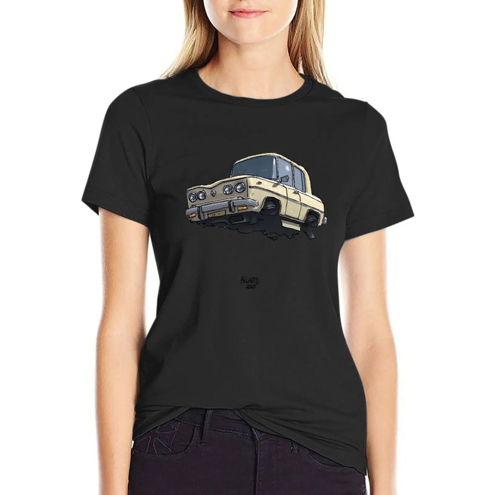 Flying car retro series - Roland 8 T-Shirt blacks summer tops cute tops t-shirts for Women loose fit