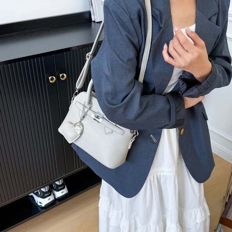 

Luxury Women's Crossbody-Bag Crafted From Leather Featuring Popular Classic Elegant And Paris Commuter Style​