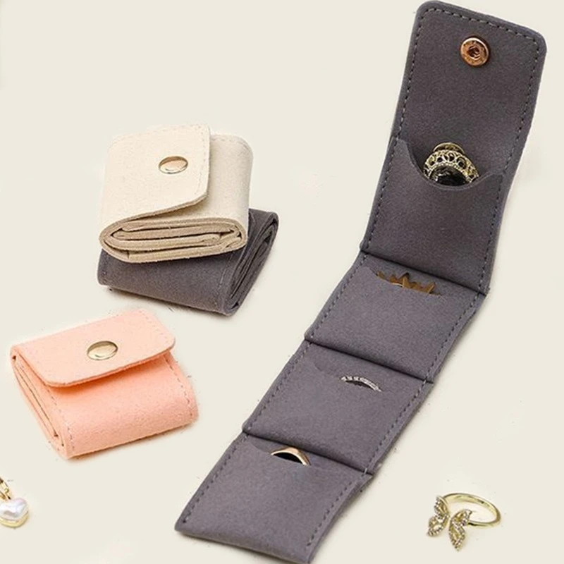 

‌Foldable Jewelry Storage Bag- 4-Compartment Organizer with Metal Snap,Space Saving Design for Delicate Accessories &Daily Carry