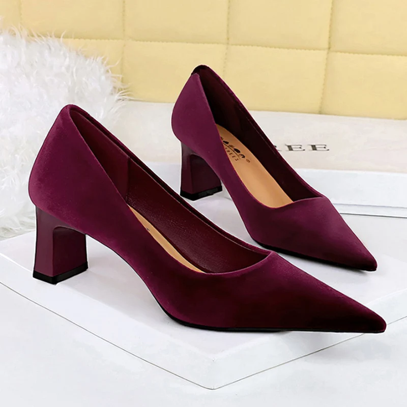 Women New Glam Velvet  6cm High Block Heels Pumps Lady Trendy Royal Blue Banquet Dress Shoes Female Elegant Pointed Toe Shoes view 2