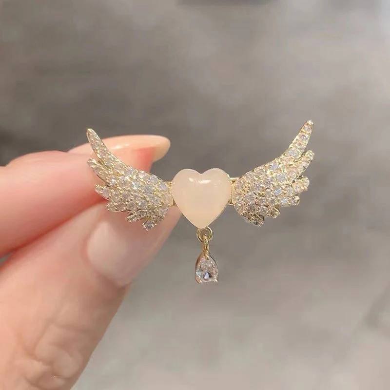 Angel Wings Rhinestone Brooches for Women Female Simple Personality Pin Suit Corsage Party Office Brooch Pins New Gifts