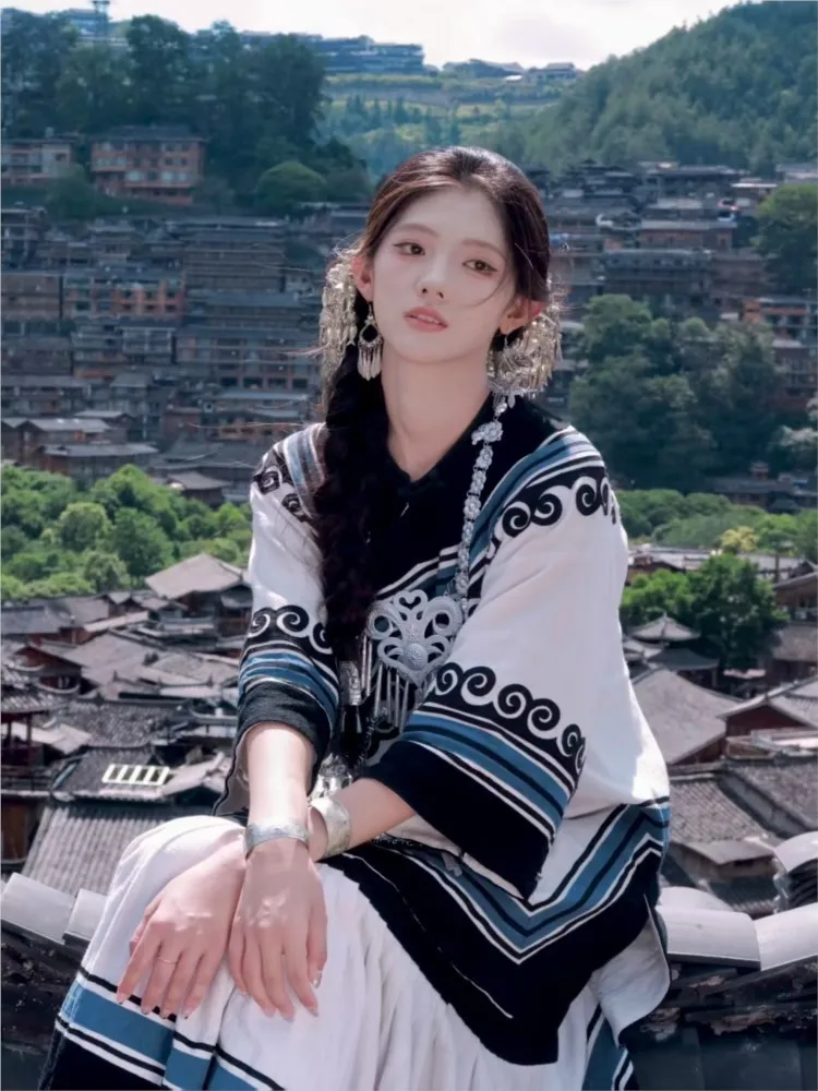 

New ethnic-style clothing design sense printed and distinctive ethnic suit for women