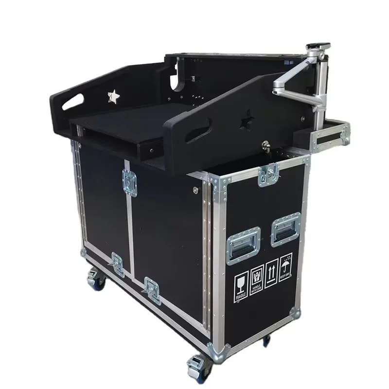 Easy Retracting Flight Case for Midas M32 Console