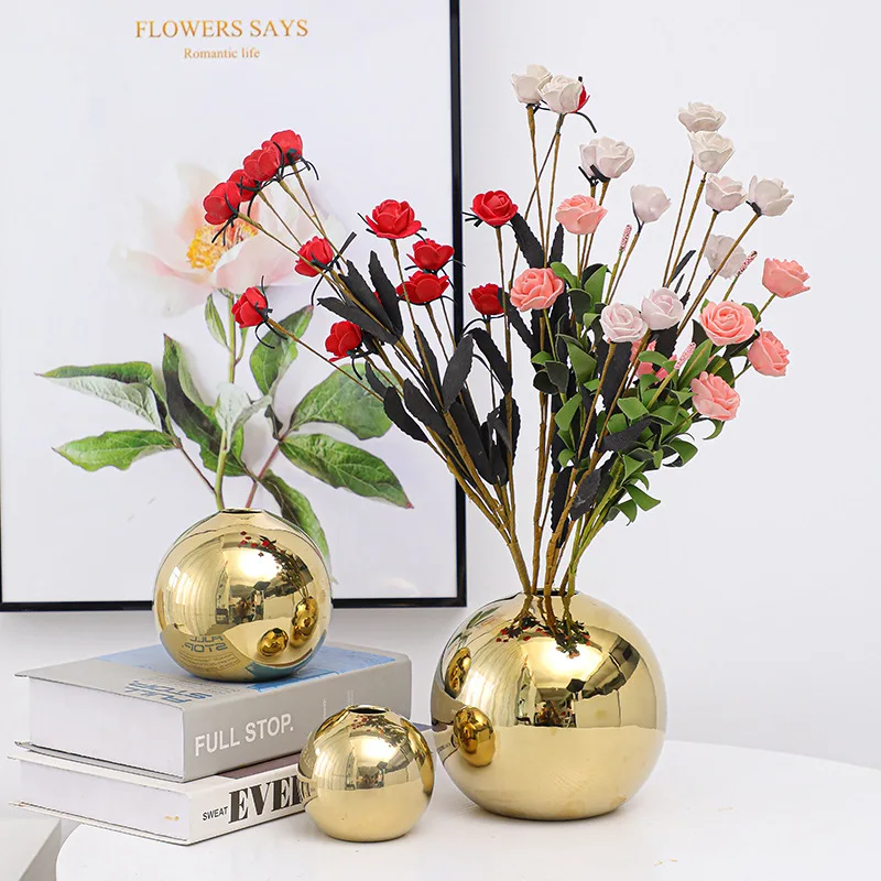 

Golden Electroplated Ceramic Ball Flower Vase Modern Art Pot for Interior Home Living Room Office Table Desk Decoration Gifts