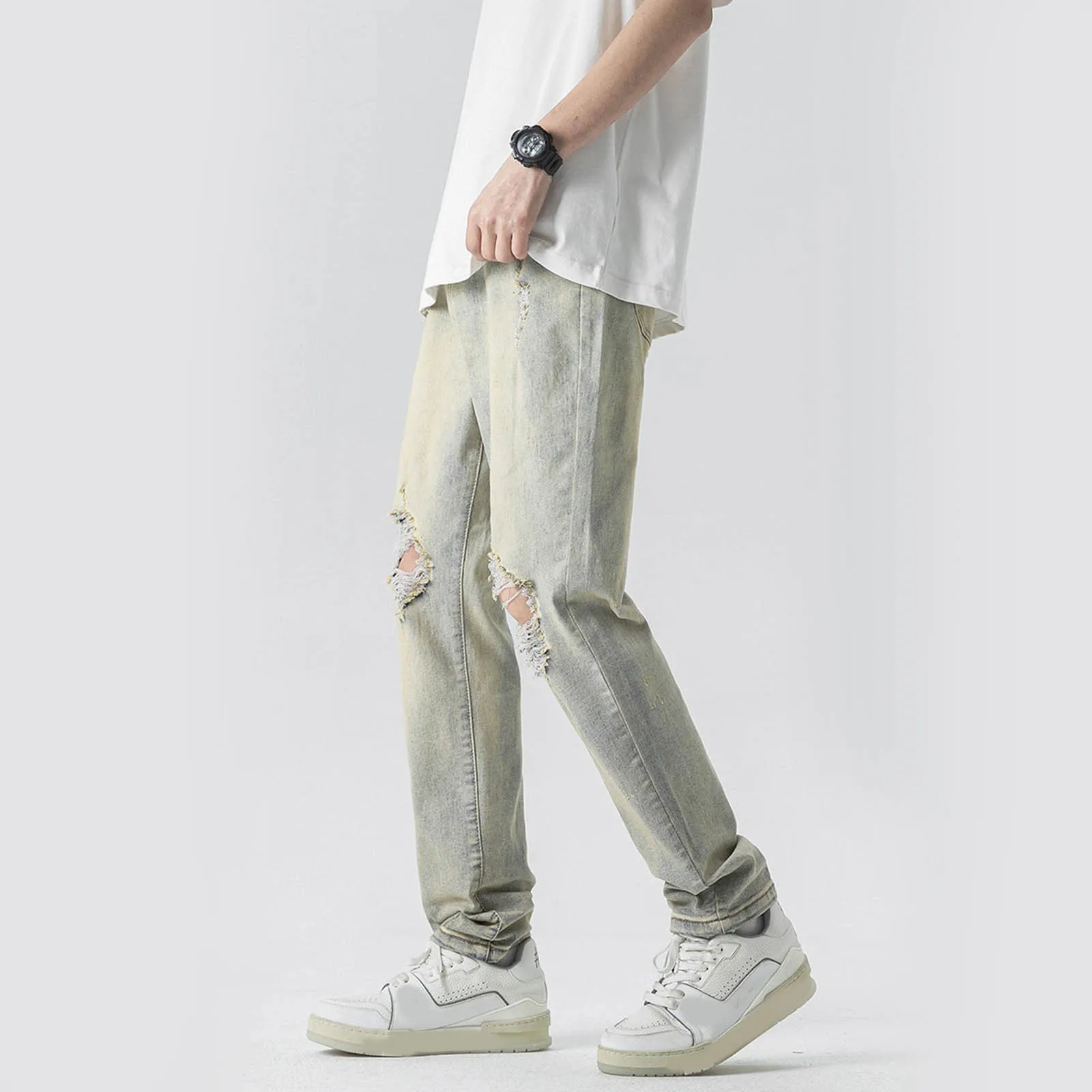

Men Slim Fit Bell Bottom Jeans Male Fashion Metal Buttons Design Denim Pants Youth Popular Retro Casual Denim Trousers 2025