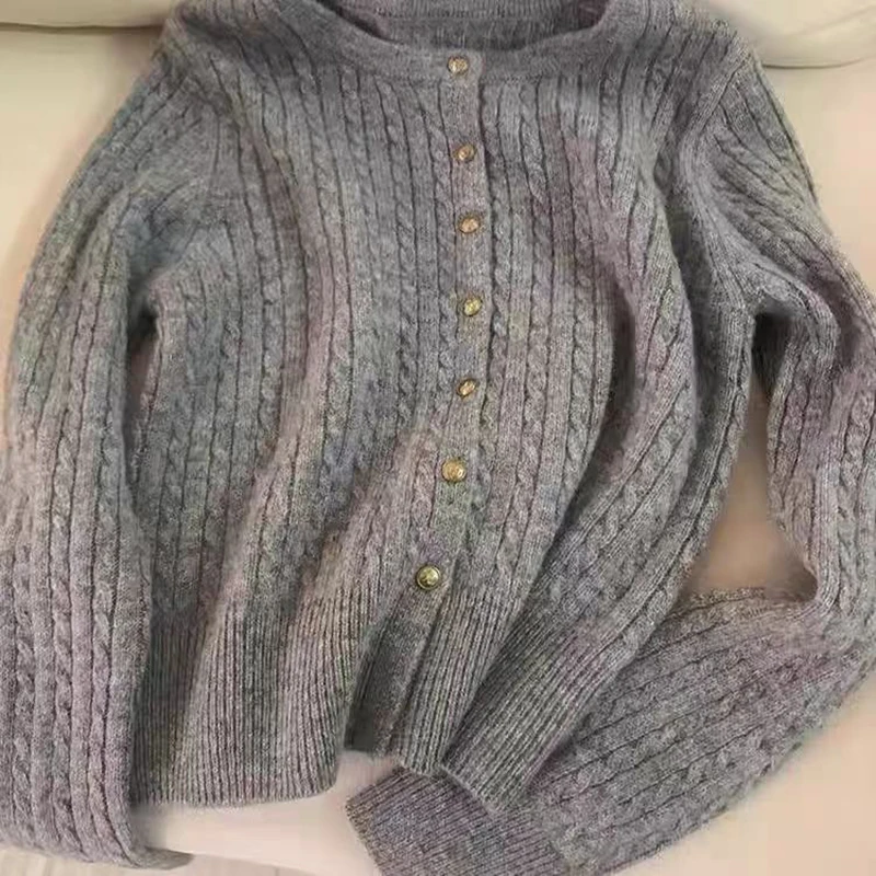 سترة نسائية من الكشمير بنسبة 100%، سترة ملفوفة، سترة كسولة بأزرار ذهبية صغيرة من الكشمير