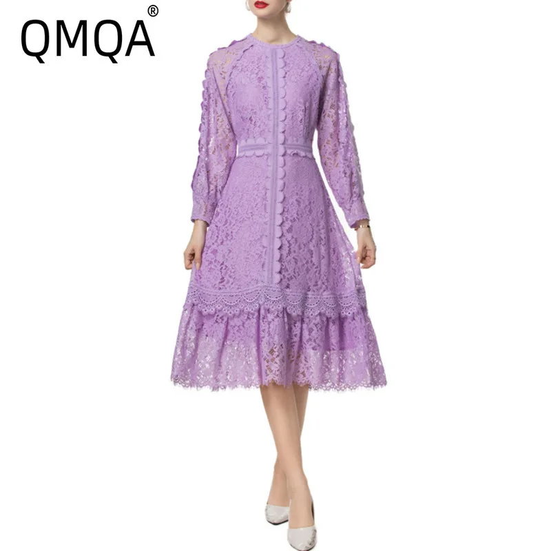 QMQA Fashion Women's  Lace Hook Flower Hollow Dresses Round Neck Long Sleeved Waist Dress 2025 Female Spring New Clothing QM33