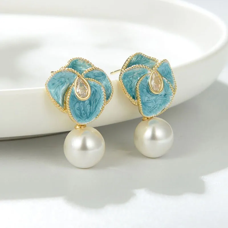 Exquisite Fritillary Flower Blue White Color Imitation Pearl Stud Earrings Women Korean Simple Brincos Jewelry Christmas Gift