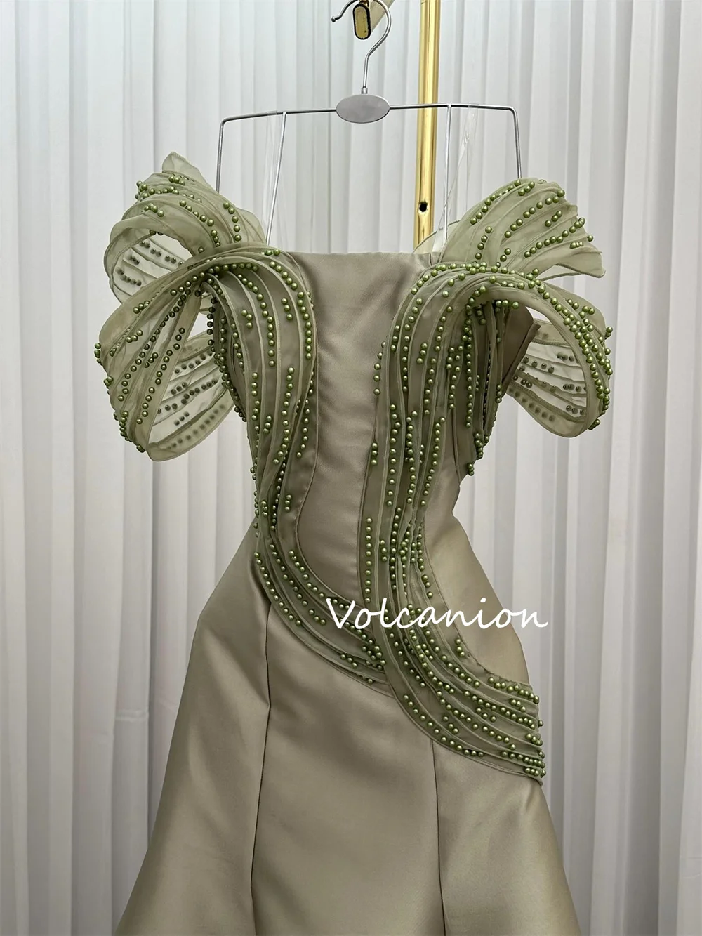 カスタマイズされたセクシーなシャルムーズプリーツパールトランペットオフショルダーロングドレスオーダーメイドの機会パーティーハイクオリティ