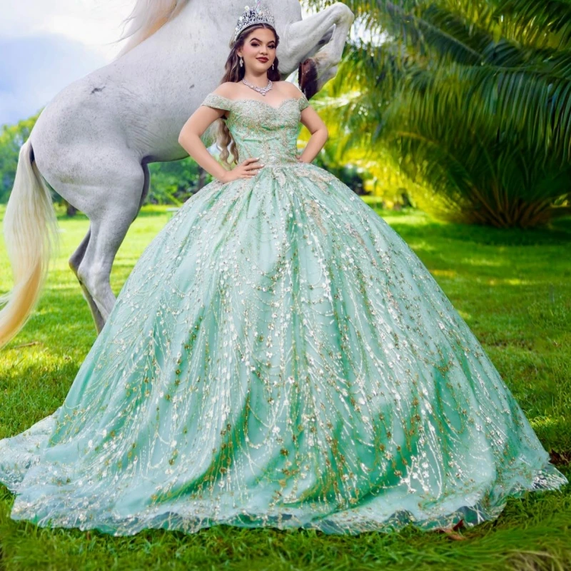 

Green Shiny Quinceanera Dresses Off The Shoulder Gold Crystal Beading Tull Corset Party Birthday Sweet 16 Dress Vestidos 15 Anos