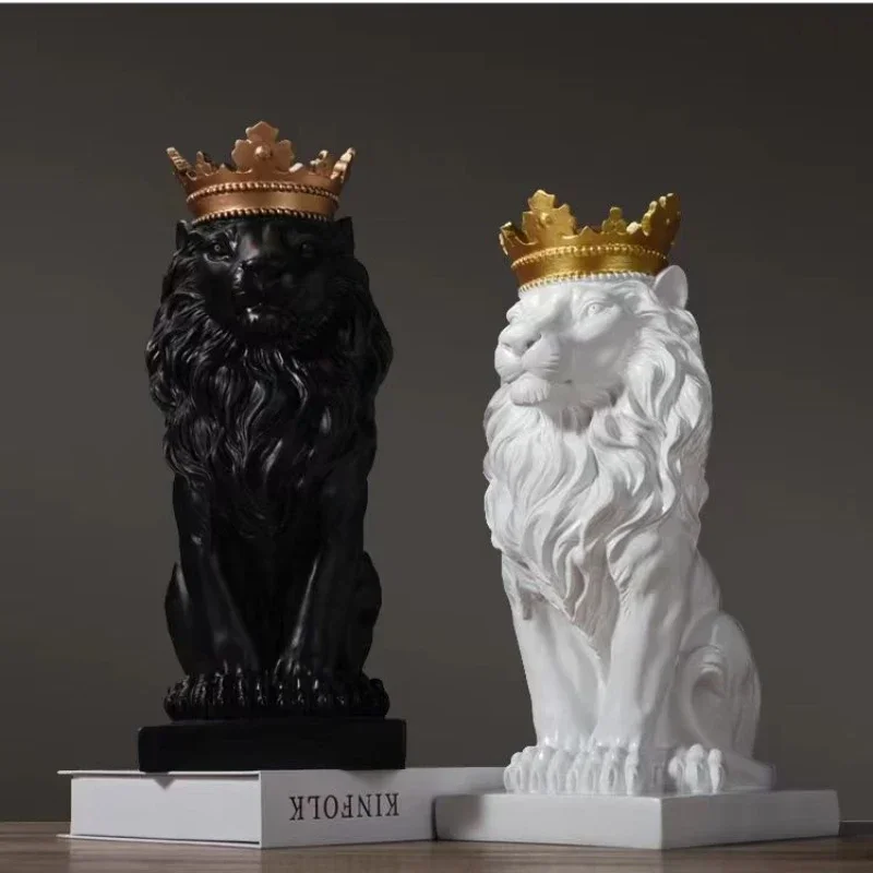 Desk Home Decor Lion Animal Figurines Resin Crown Lions Statue Handmade Artwork Gift Home Office Decor Orna