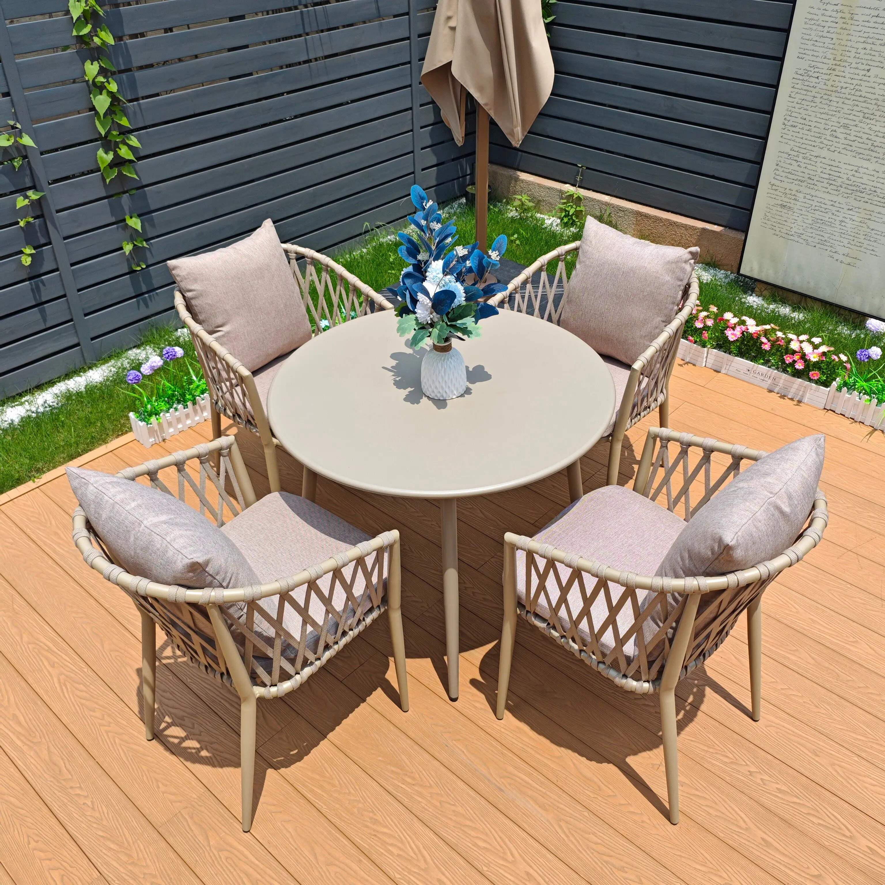 Commercial restaurant Leisure tables and chairs Outdoor setting Carbon steel balcony Garden waterproof and sunscreen B & B terra