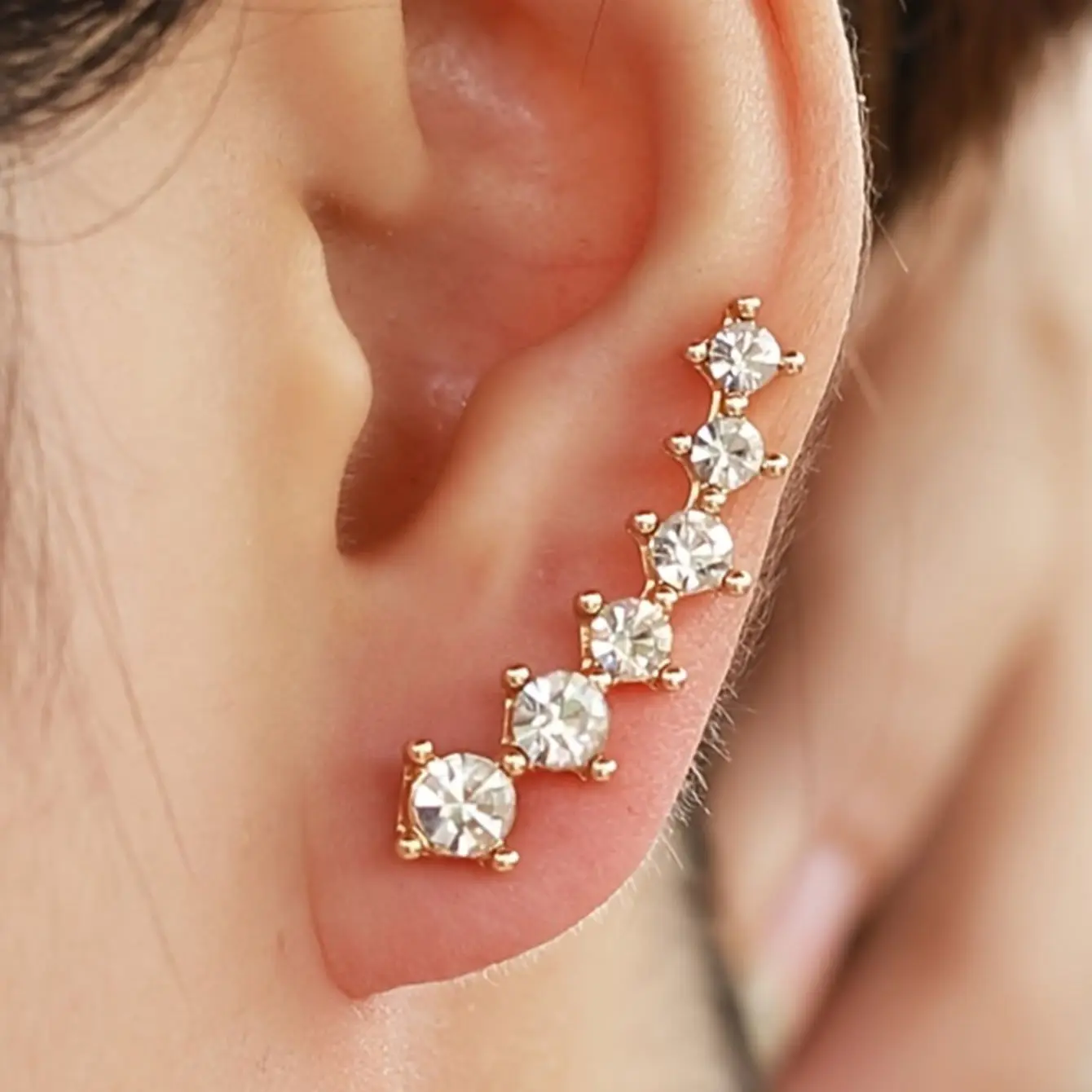 2 Gold Color Black White Gem 6 Rhinestone Ear Clip Earrings Women\'s Simple Fashion Personality Student Girl Party Business All-m