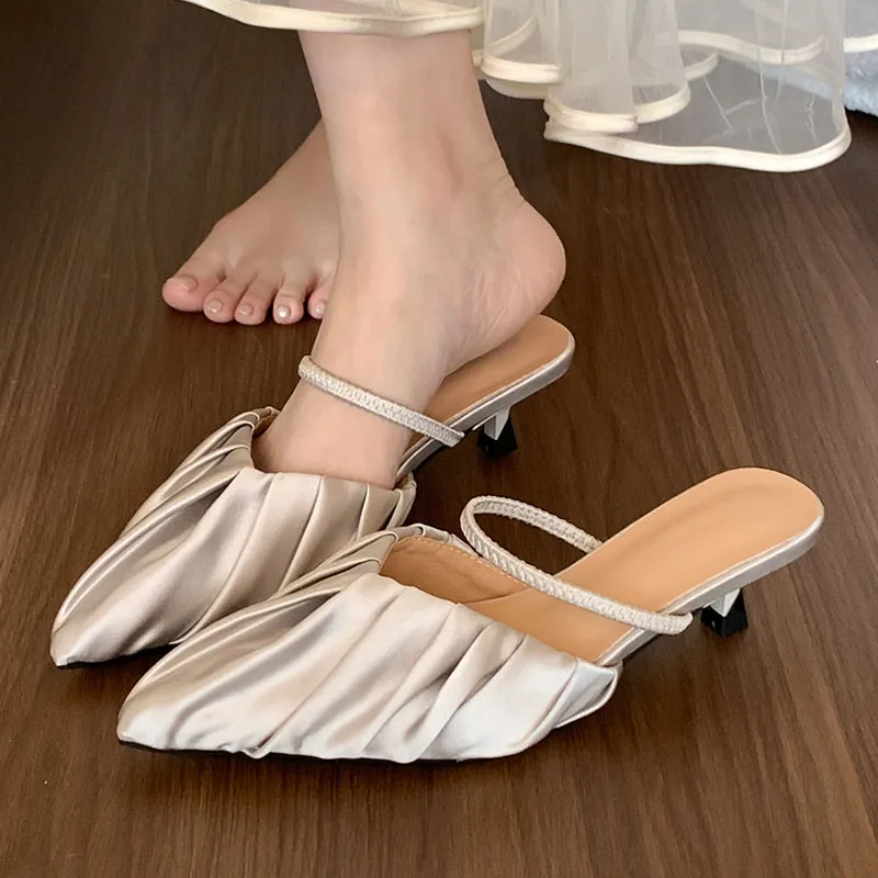 

Женские Плиссированные сандалии, брендовые Дизайнерские однотонные туфли на Плоском Каблуке, заостренный носок, на ремешках, туфли-лодочки, известный бренд