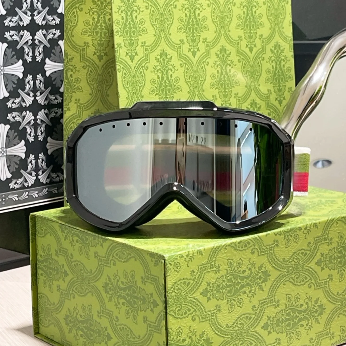 

Зимняя мода 2025 года, роскошные лыжные очки для катания на лыжах, противотуманные, ветрозащитные и УФ-защитные, роскошные брендовые лыжные очки, лидер продаж