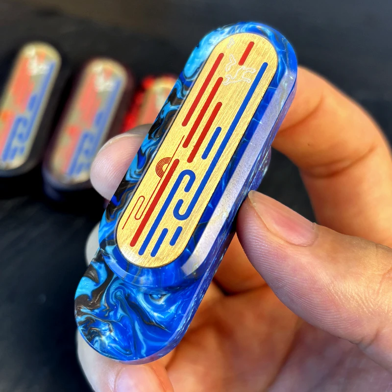 ARCEEDC Sandelholz, verheißungsvolle Wolken, mechanischer Rhythmus, Dingding, dichtes Segment, magnetische Fingerspitzenkarte, das Dekompressionsspielzeug schießt