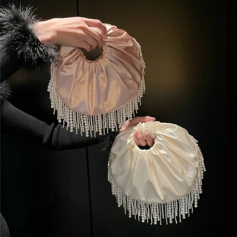 

Luxury Design Womne's Pleated Silk Satin Tassel Evening Bag New Fashion Pearl Beaded Fringe Cloud Bag Wedding Party Clutch Bag