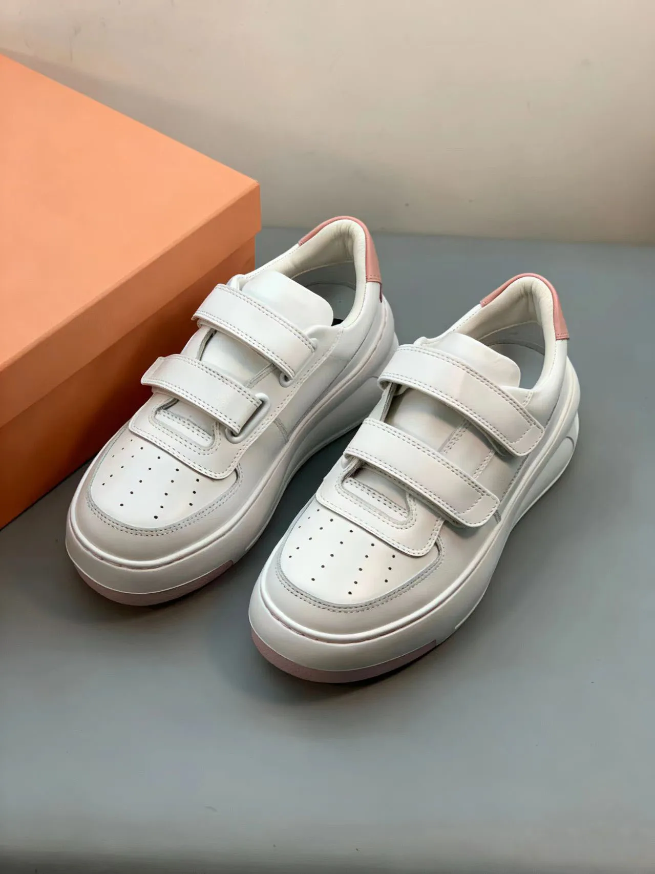 

Women Leather Sneakers Chunky Platform Sole And Velcro Strap Shoes