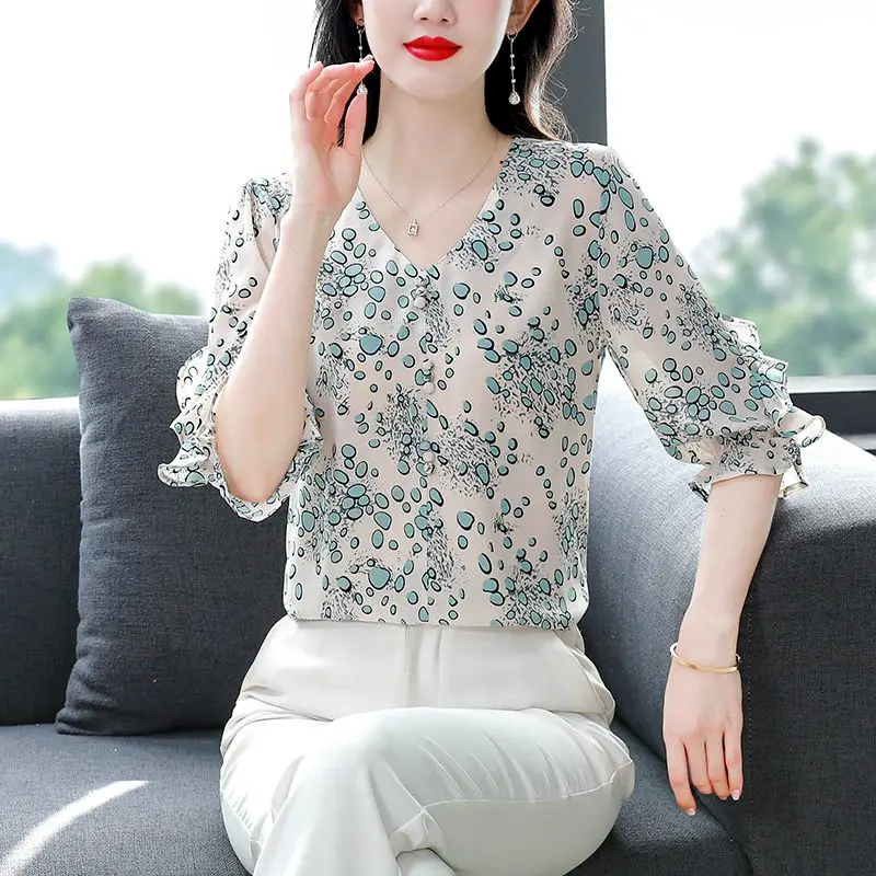 Summer V-Neck Pullover Women\'s Clothing Polka Dot Contrast Color Button Chiffon Half Sleeve T-shirt Elegant Flattering Tops