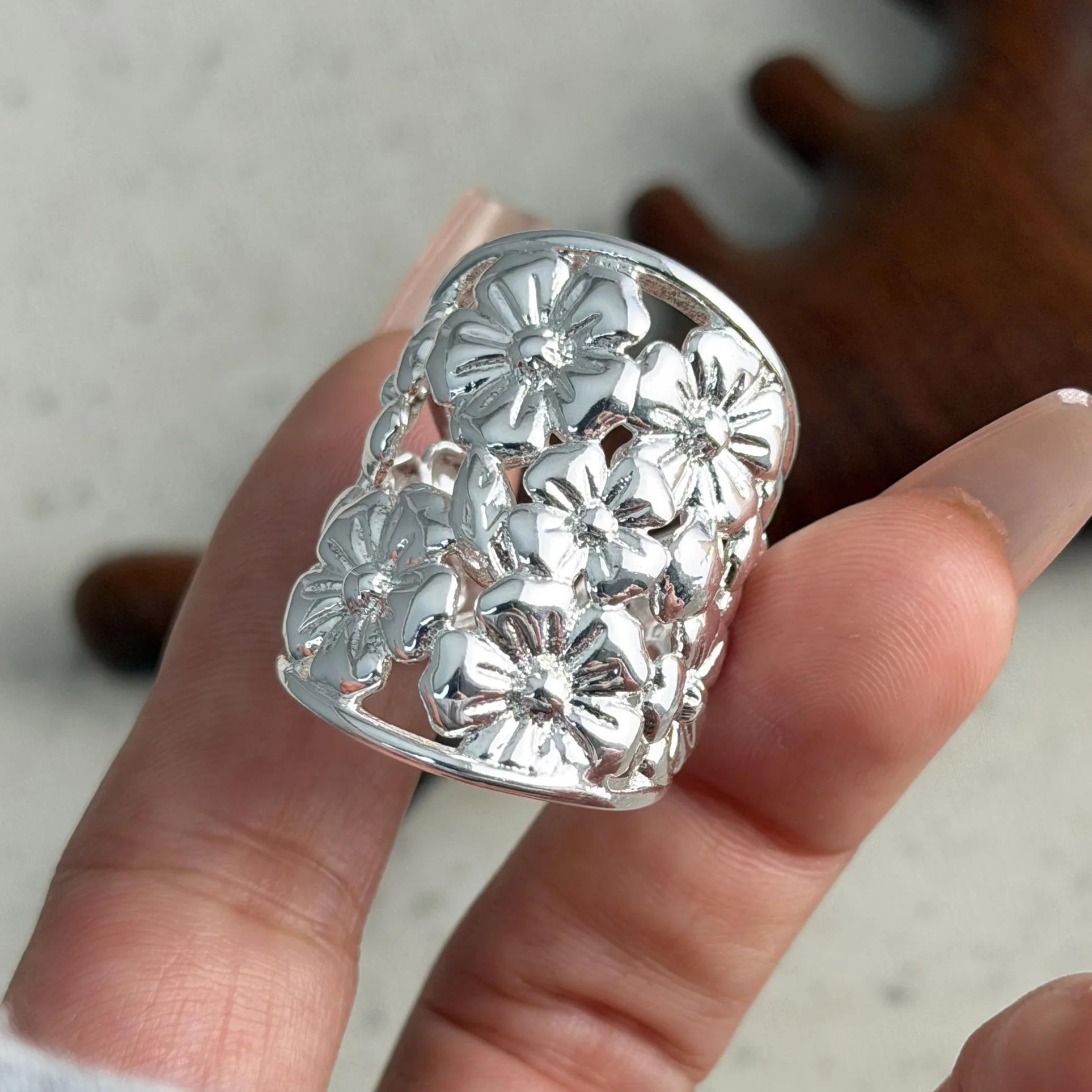 925 Sterling Silver Rings for Women Couple Minimalist Handmade Simple Wide Flower Ring Fine Jewelry Gift Prevent Allergy