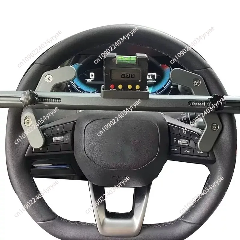Four-wheel alignment machine, steering wheel alignment instrument, centering instrument, levell corrector, swing device