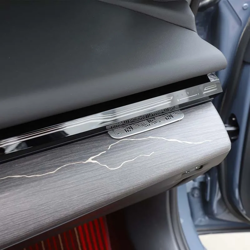 

Suetlcoity For 2024-2025 BMW 5 Series I5 G60 Car Central Control Air Outlet Dustproof Mesh Cover Trim Interior Car Accessories