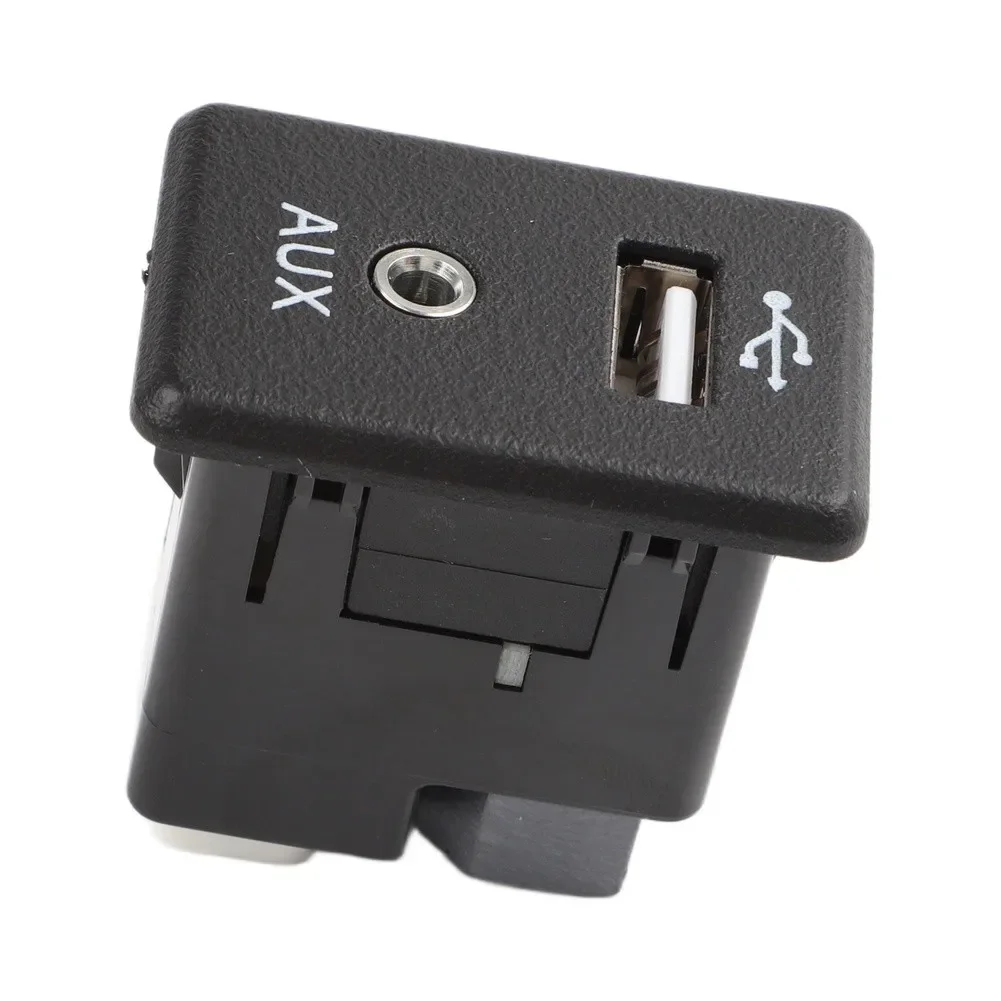 Dashboard Audio Port USB AUX Port Adapter Easy Installation Design Dual Function Port Stable Connection Usb Aux Port Adapter