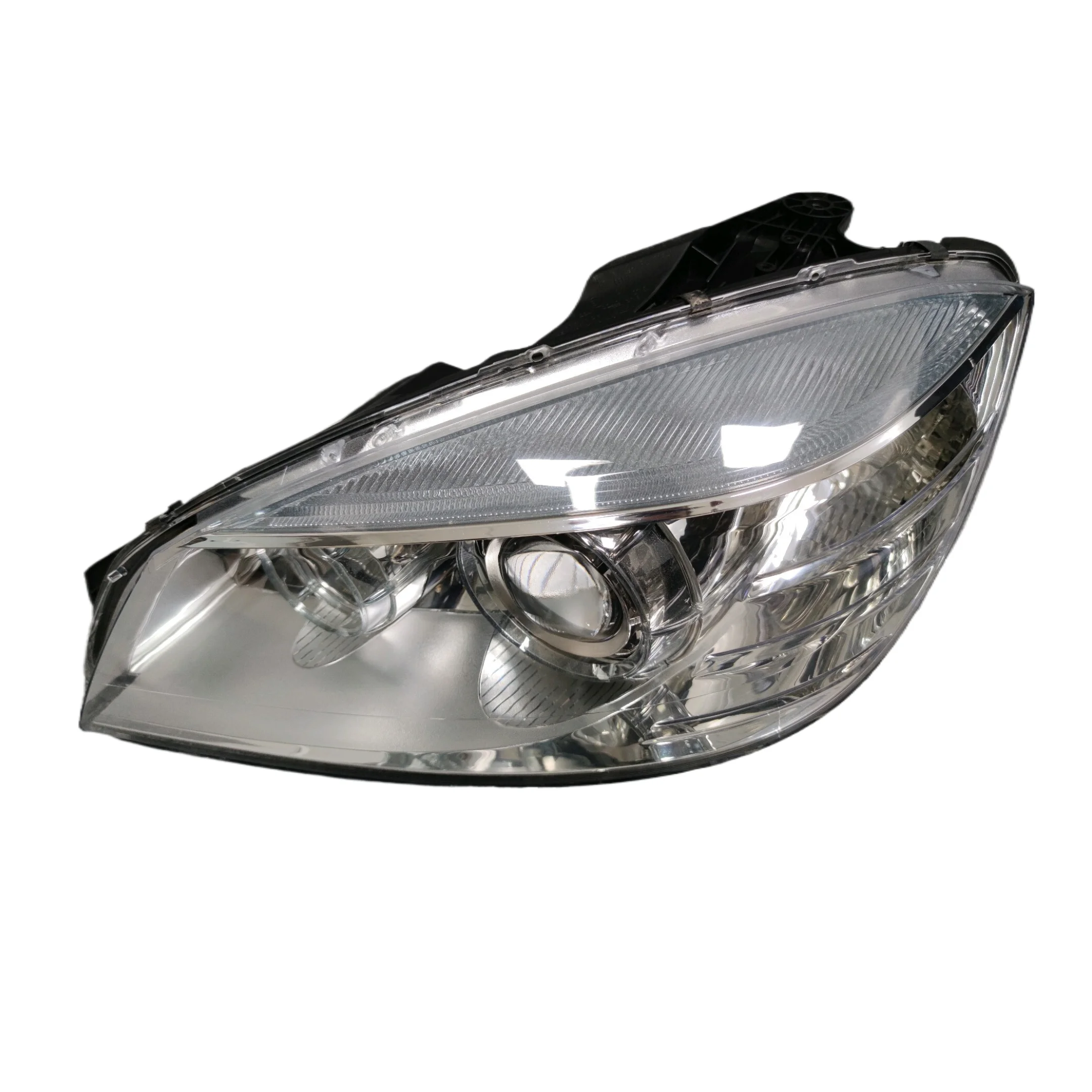 High Quality Front Headlights Suitable For Mercedes Benz C-Class W204 Hernia Car