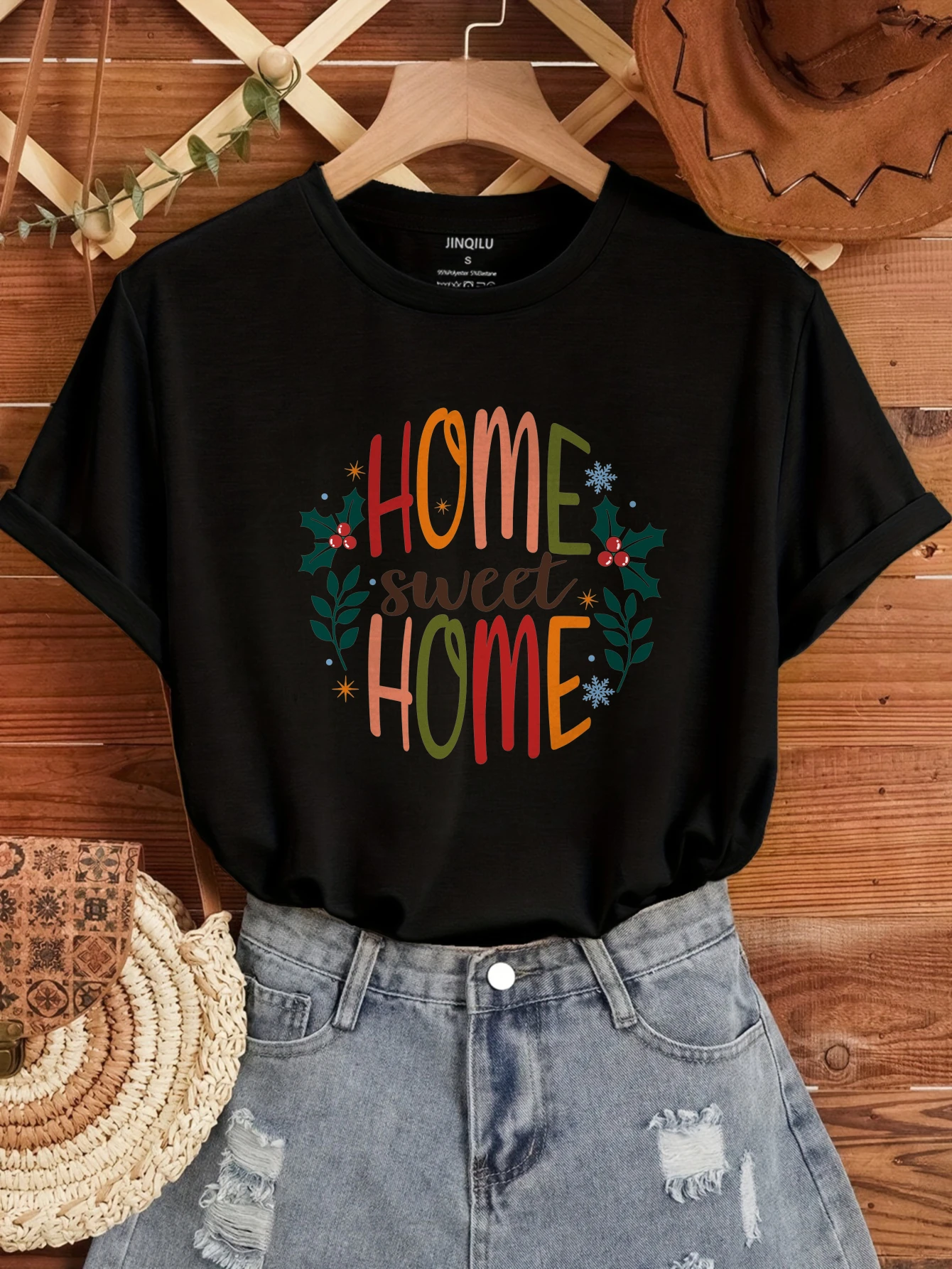 

2025 Lace-like graffiti print of English letters Junior Ladies Casual T-shirt Summer Fashion Tee Soft Comfortable Top for Women
