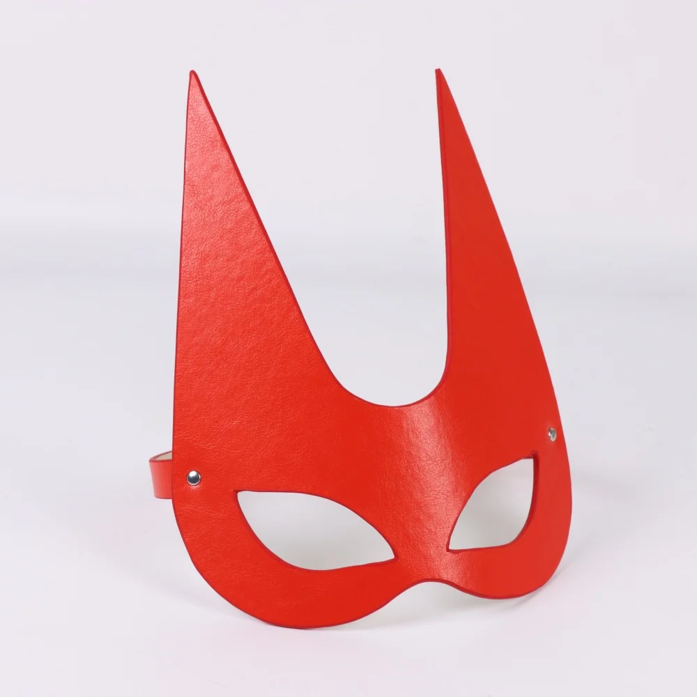 Vintage Red Bat-Shaped Faux Leather Mask Luxury Palace Style Party Masquerade Edgy Girl Gathering Photo Stylish Accessory