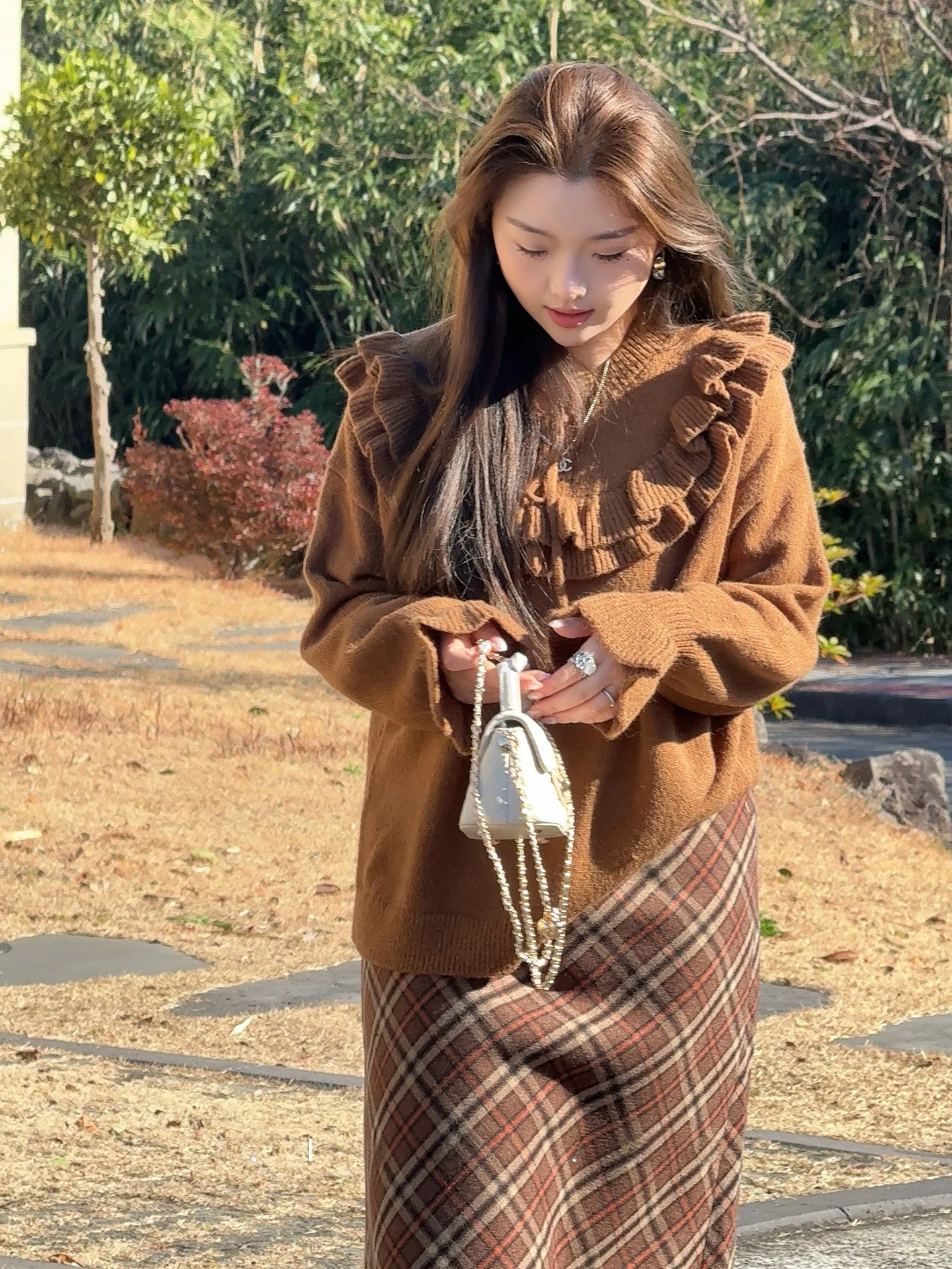 

Caramel Cold Brew Oversized Knitwear Spring New Loose Camel Color Sve Long V-ne Single Button Pure Color Ladies Sweater
