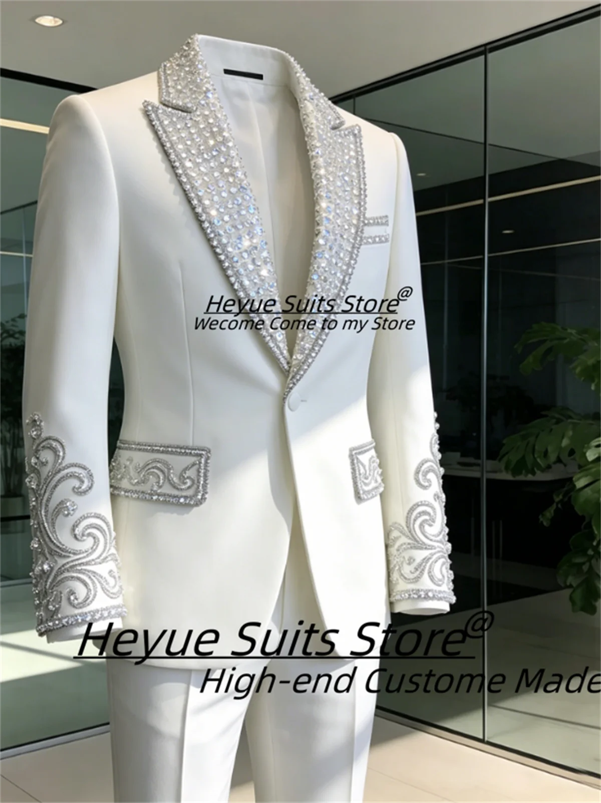 Customized Twinkling Diamond Beaded Groom Wedding Tuxedos Slim Fit Peak Lapel Men Suits 2 Pcs Sets Male Prom Blazers Ropa Hombre