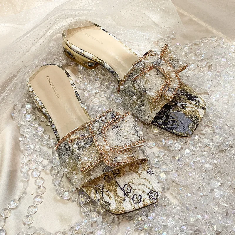 Thick Heel Women Sandals Summer Slippers Outer Wear Fashion Bottom Woman Rhinestone Shoes Ladies Casual Sandals Luxury Styles
