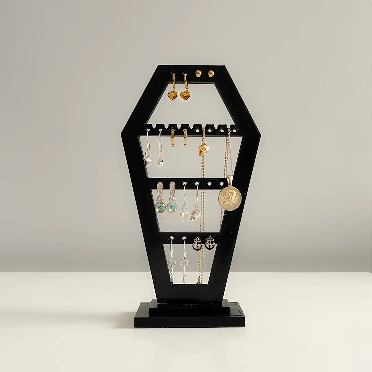 Gotischer Sarg-Ohrringhalter Schwarz Schmuckorganizer mit Löchern Desktop-Ohrringständer für Gothic-Heimdekoration Halloween-Geschenk – Detail 4