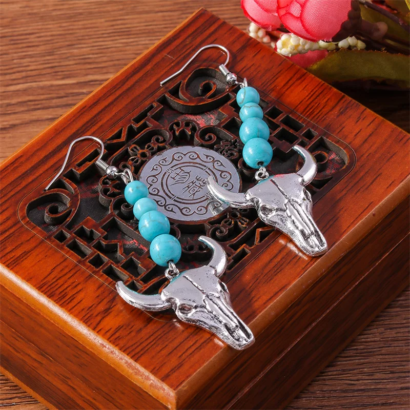 

Aihua Metal Silver Color Ethnic Bohemia Eid Al-Adha Bull Head Earrings for Women Vintage Earrings Party Jewelry Accessories