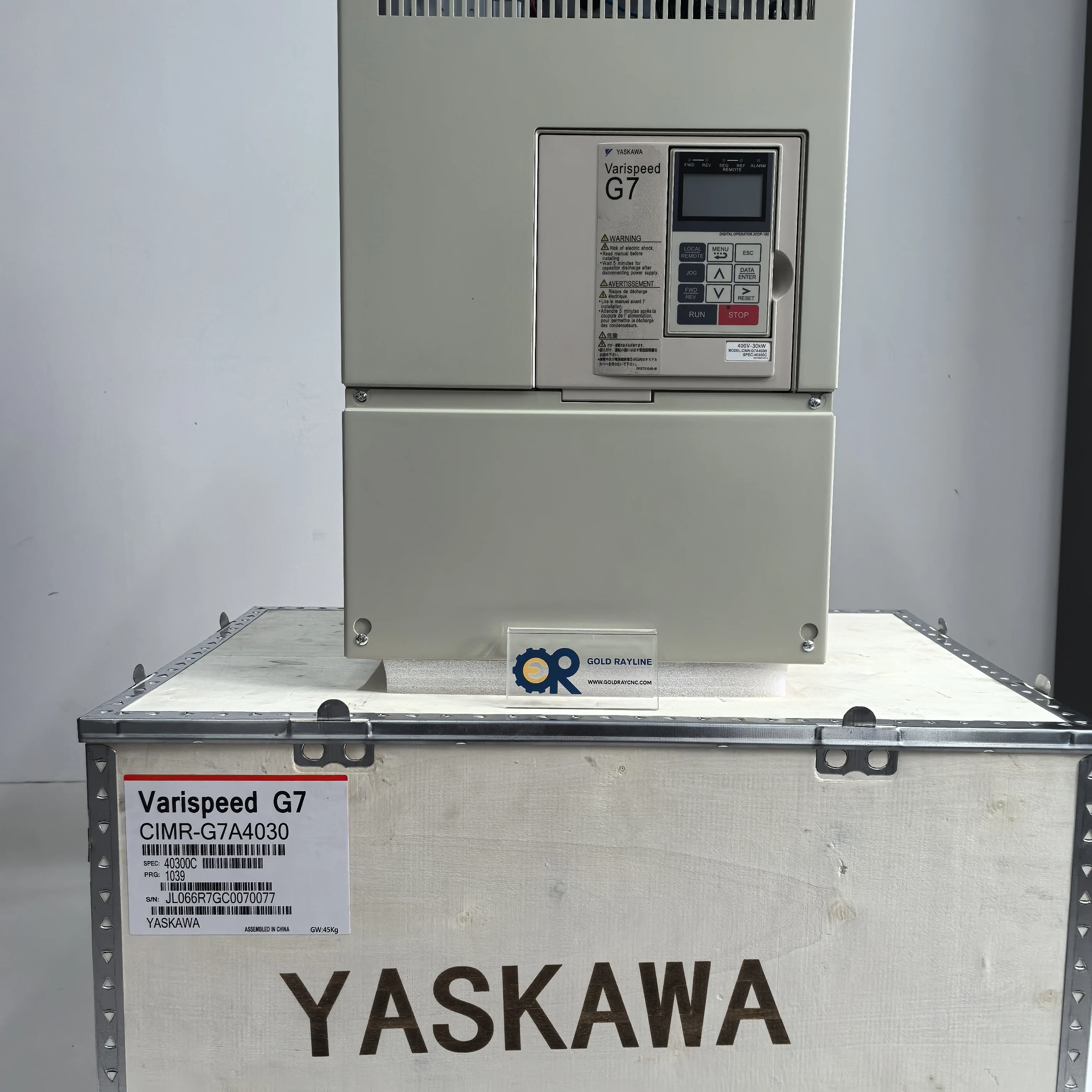 

Ускоренная доставка нового инвертора CIMR-G7A4030 Yaskawa