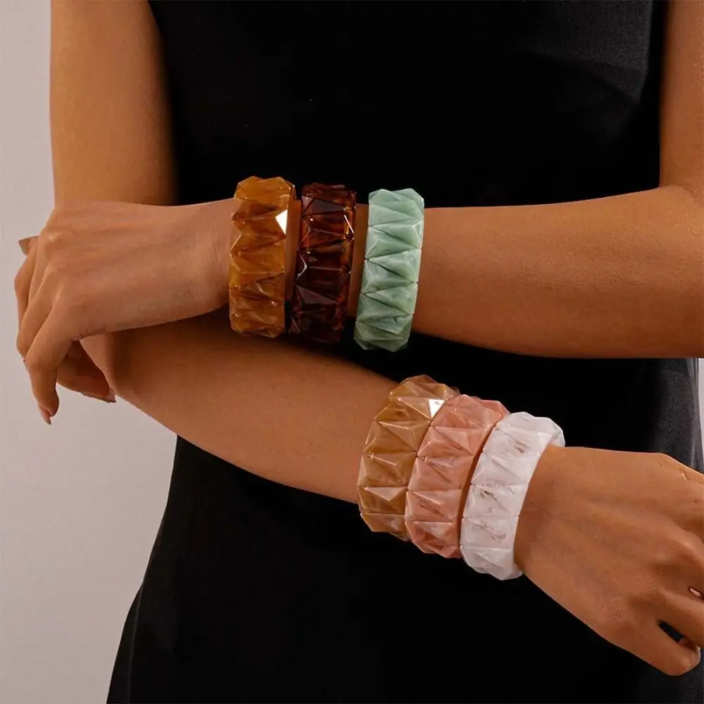 

Fashion Irregular Acrylic Bangle Wide Smudging Design Wide Bracelet Simple Hand Ring Bohemian Bracelet Boho Style