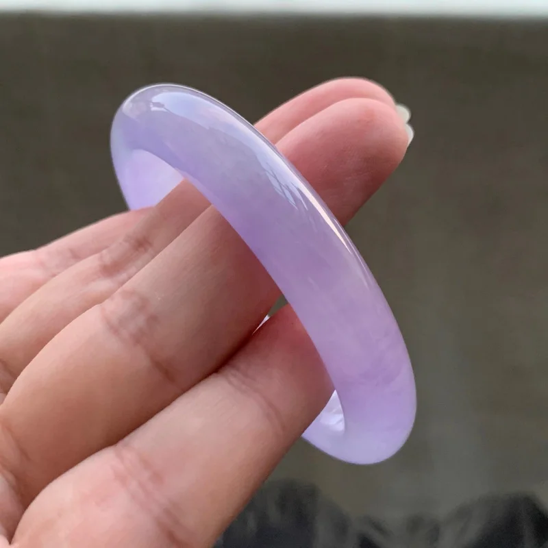 Myanmar natural jadeite , ice-waxy violet with floral patterns, regular round shape, peace bracelet, young noblewoman ja