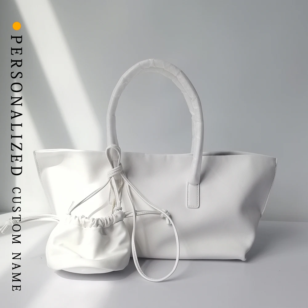 

Cowhide shoulder bag niche design for women's hand-held tote bag casual commuting match small bag free custom gold stamping