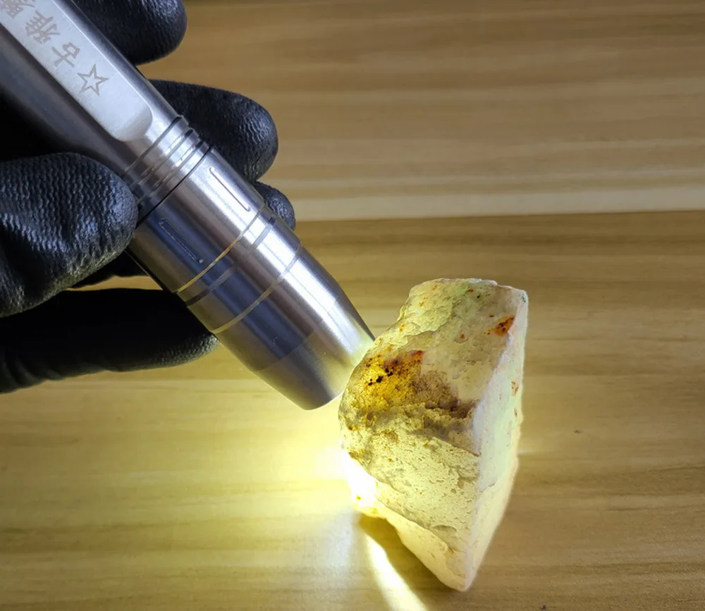 

Бесплатная фабрика 3LED Белый Желтый 395NM 365nm УФ-свет Нефритовый детектор Фонарик Драгоценный камень Светодиодный фонарик