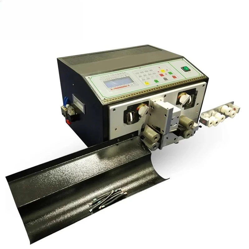 

Multifunctional wire stripper with electric cutter