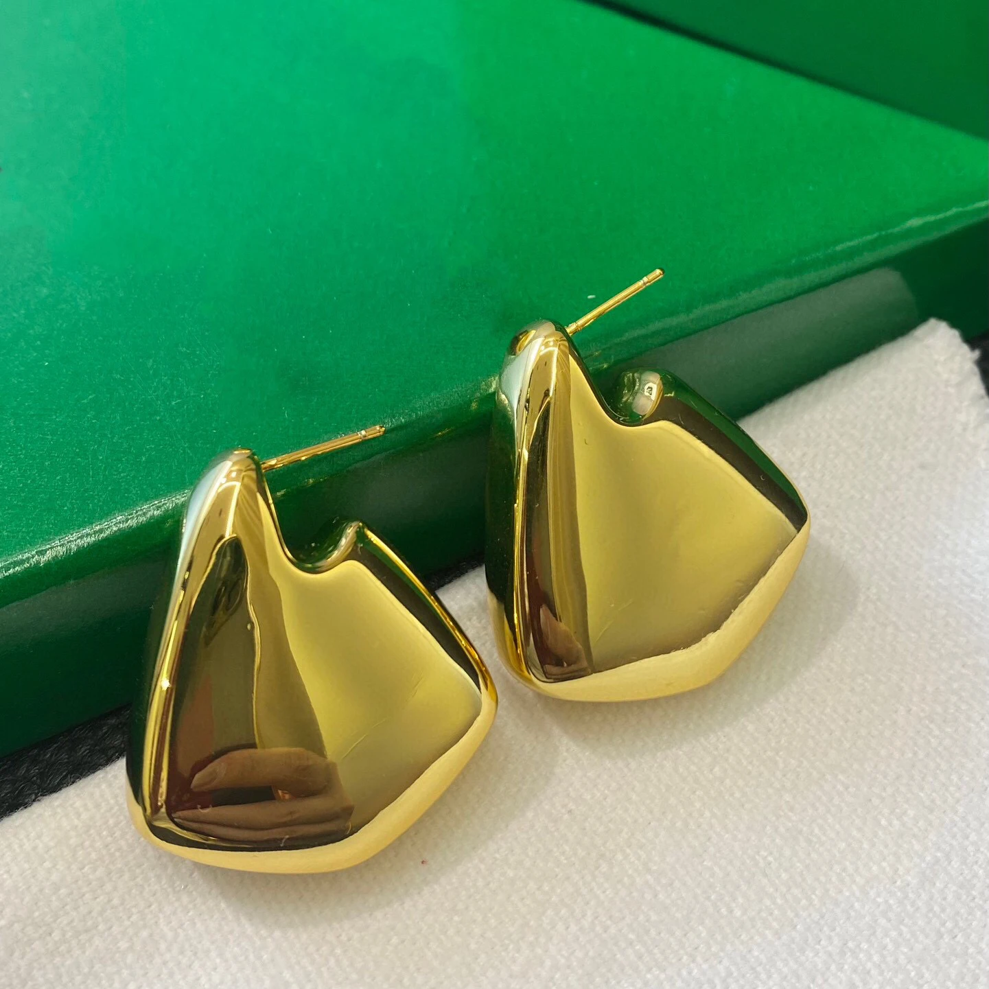 

Европейские золотые, серебряные геометрические серьги, женские дизайнерские ювелирные изделия высшего качества, тренд