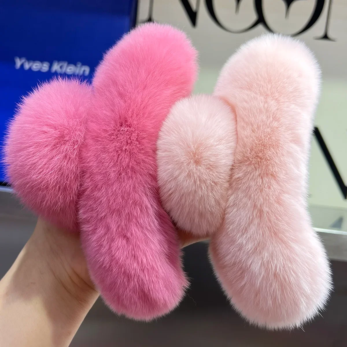 �y�Z�[�����z�є�̔��ܑ̒傫�ȃw�A�s���C���N���b�v���킢���ʂ�����ݔ��X�N���b�`�|�j�[�e�[���t�@�W�[�܃N���b�v�T���̒܃w�A�A�N�Z�T���[