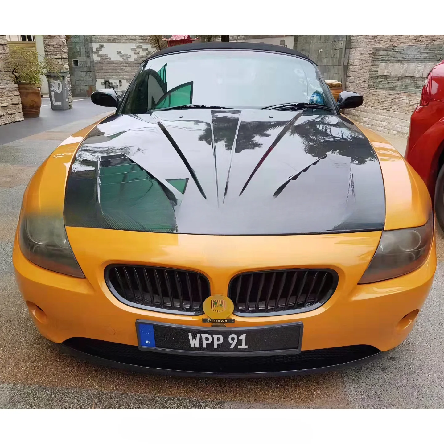 Xstar Performance Style Vented Carbon Fiber Hood Bonnet For BMW Z Series Z4 E85