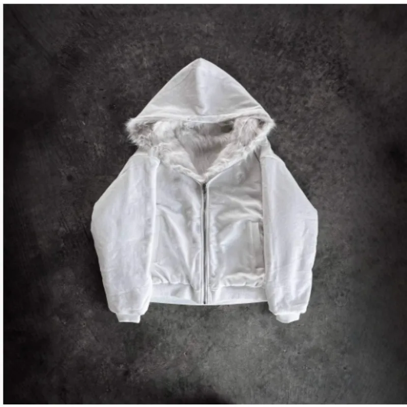 Thumbnail 2 - #38 Cheapest Hooded Winter Parkas Deals You Can Get