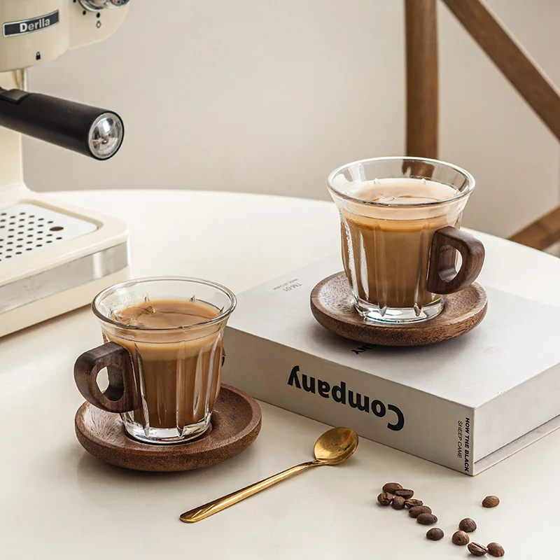 

Стеклянная чашка для кофе с ребристым дизайном и деревянной ручкой, прозрачная кружка для эспрессо, латте, капучино, холодного кофе, для дома, бара, офиса